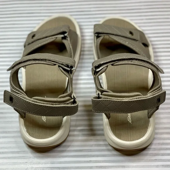 NEW! Eddie Bauer Sandals - Picture 4 of 6